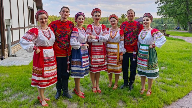 "Эх,Россия" - музыка Алексея Бычина, слова Александра Костина