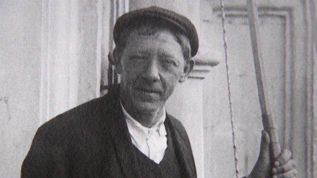 Выставка работ авангардиста Владимира Татлина открывается в Центре "Зотов" в Москве