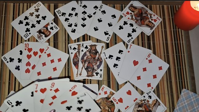 Что у него ♣️с ♦️другой ?