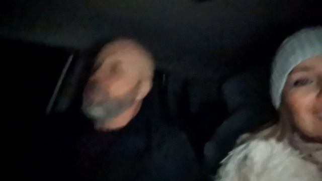 22.11. Болталочка. Игорек вышел на работу. Поменяли колеса. Сходили в Чижик.