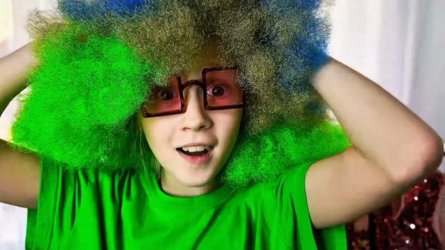 Лайк крошки Беатрис и Вероника и волшебная шляпа