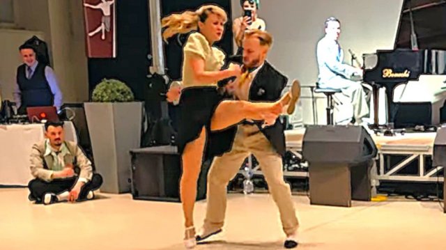 Наша ЛУЧШАЯ танцевальная импровизация в стиле БУГИ-ВУГИ. Сондре и Таня. #Танцы