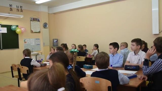 Занятие "Математический театр" 3 класс Тема "Круглые задачи" , математическое фойе 1 часть