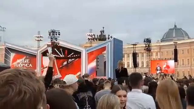 Дварцовая площадь