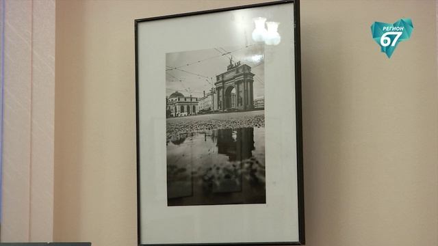 В Смоленске открылась персональная фотовыставка Георгия Кошелева