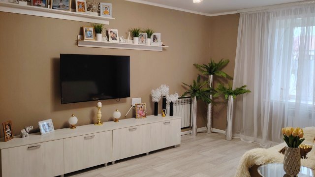 ОБЫЧНАЯ ЖИЗНЬ В СЕЛЕ /РУМ ТУР, НАШЕЙ КВАРТИРЫ С НЕ БОЛЬШИМ РАССКАЗОМ