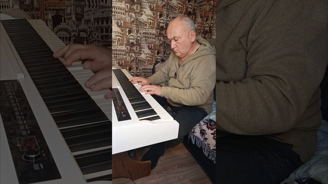 друг, мой старый друг