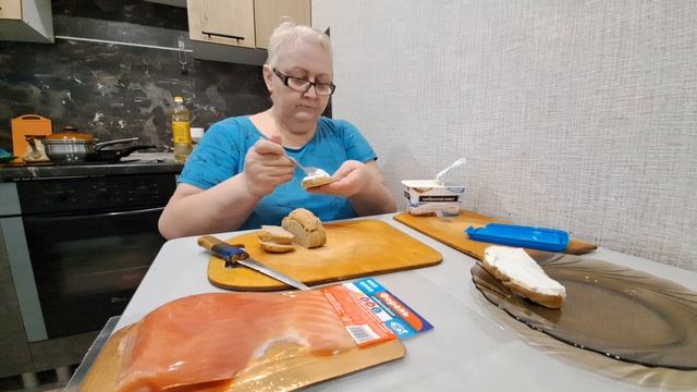 Говорила мама, не ходи голодной в магазин... Так и вышло... накупила чё попало...