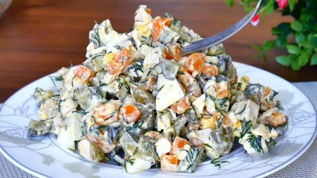 Салат из ПРОШЛОГО который нас удивил !!! ГОТОВЛЮ НА ПРАЗДНИКИ. Салат за 5 минут!