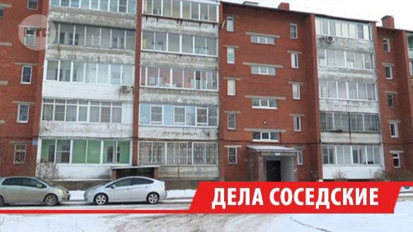 Шлагбаум закрыл въезд в собственный двор жителям многоэтажки на Ярославского в Иркутске