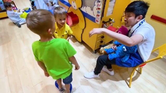 Ники и Влад делают собственные игрушки!