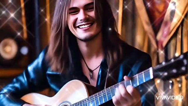 ИСТОСКОВАЛИСЬ РУКИ ПО ГИТАРЕ...