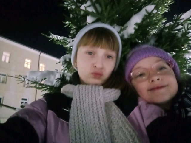 ребята всем привет мы Соня и Олеся как вы знаете нас подождите чуть-чуть и у нас будет уже давайте м