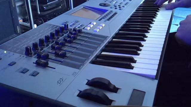 Музыка в стиле ЕвроДэнс 90-ых на синтезаторе Yamaha Motif Xs6