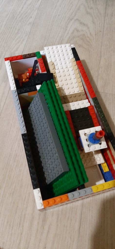 Строить дом из лего. часть 3.