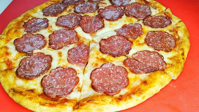 Необычное тесто для пиццы, домашняя пицца в духовке🍕