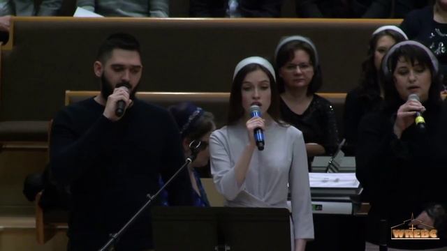 В жизни есть и трудные минуты..