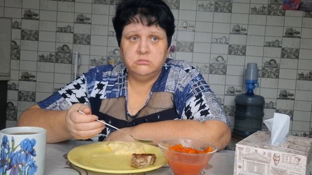 ДЛЯ ТЕХ КТО НЕ ЛЮБИТ КУШАТЬ ОДИН #ВКУСНЫЙ ОБЕД.