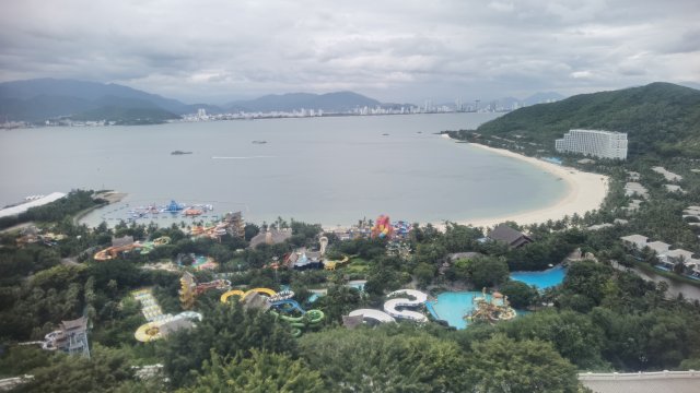 Парк развлечений VinPearl в Нячанге - вьетнамский Диснейленд. Цены 2025