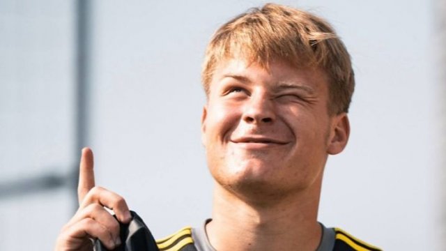 Регбист-"вундеркинд" из России дебютирует во французском топ-клубе в 19 лет