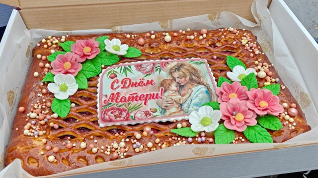 Активисты проекта «Женское движение Единой России» организовали акцию «Вкус заботы»