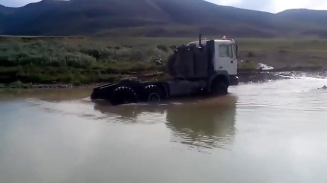 СЕВЕР ОШИБОК НЕ ПРОЩАЕТ ! СУРОВЫЕ И ОПАСНЫЕ ДОРОГИ.
