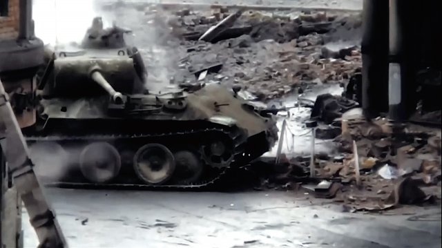ПЕРШИНГ vs ПАНТЕРА - ТАНКОВЫЙ БОЙ В КЁЛНЕ 1945 ГОД