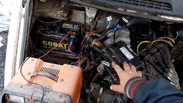 Купил Соболь, четвёртый день не могу завести. Таких сто и врагу не пожелаешь.