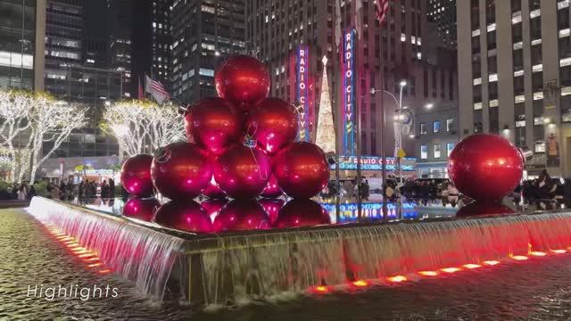 4K🇺🇸_NYC_Christmas_Lights_&_Festive_Walk🎄💂🏼_—_5th_&_6th_Ave_Holiday
