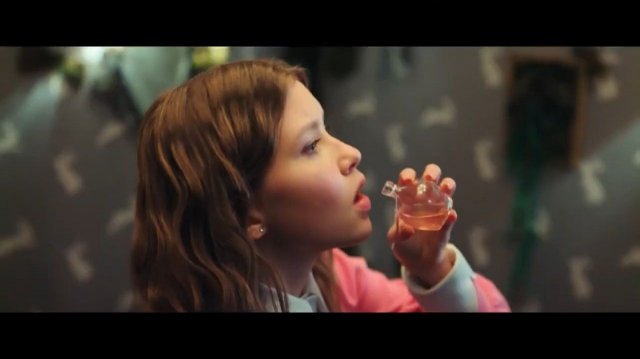 Алиса в стране чудес 2025