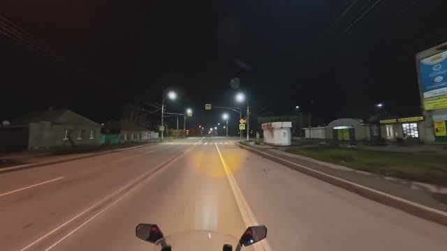 Прогулка на скутере по Луганску! Последние теплые дни! Центр-Камброд-Вергунка!