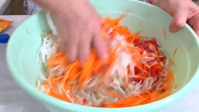 Салат из капусты !