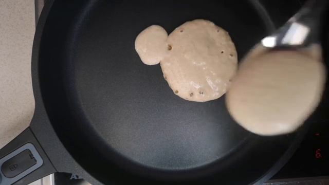 Банановые панкейки которые поднимут настроение