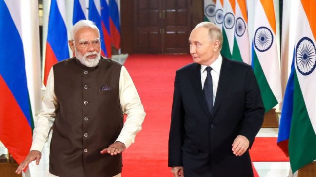 «По-человечески, по-товарищески, по-дружески»: как прошел первый день госвизита Путина в Индию