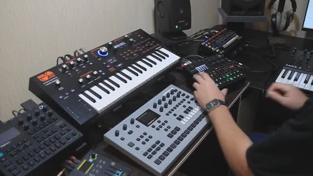 Travel To Arabian Sunset (jam)