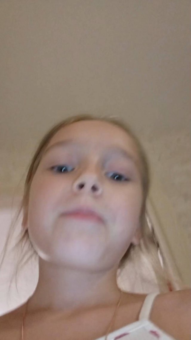 ребята заходим это вторая трансляция где я буду есть второй латяо