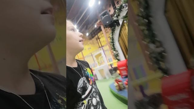 VID_20251209_190635.mp4