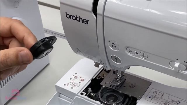 КАК ОТРЕГУЛИРОВАТЬ НАТЯЖЕНИЕ НИЖНЕЙ НИТИ В ГОРИЗОНТАЛЬНОМ ЧЕЛНОКЕ? || Объясняем и показываем!