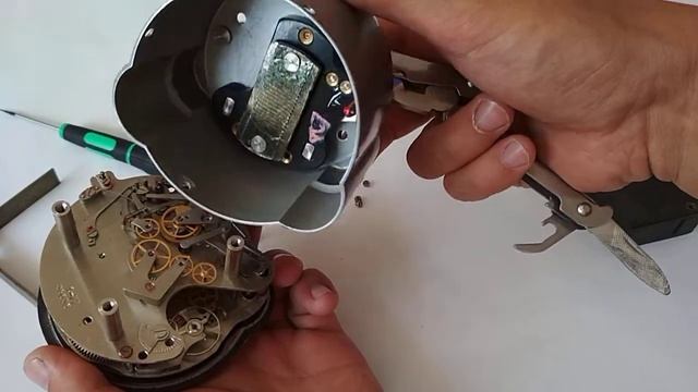 Авиационные часы АЧС-1. Разборка.