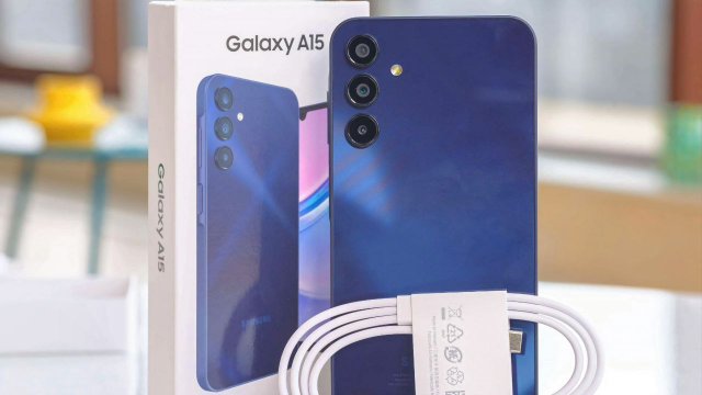 Samsung Galaxy A15 4G видеообзор - Телефоны 2024