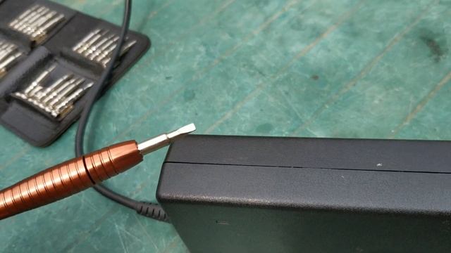 Как разобрать блок питания ноутбука любой  Быстрая разборка зарядки