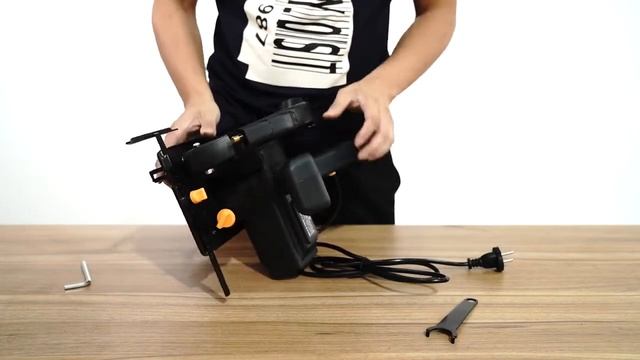 Дисковая (циркулярная) пила DEKO DKCS1800 Laser