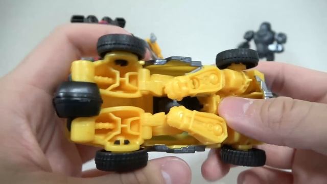 【ビースト覚醒】覚醒チェンジバンブルビー＆覚醒ウェポンスカルクランチャー＆覚醒チェンジセット