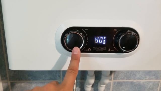 Водонагреватель Electrolux GWH 14 NanoPlus 2.0