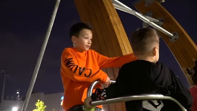 НОВОЕ ВИДЕО!! АМИНКА И АРТУР ❤️ПОТЕРЯЛИ МЛАДШИХ ❤️ОНИ СИЛЬНО ВЛИПЛИ