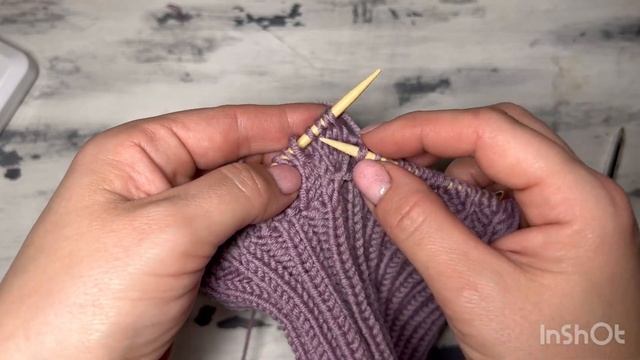 Вязаная шапка на весну для всех возрастов!