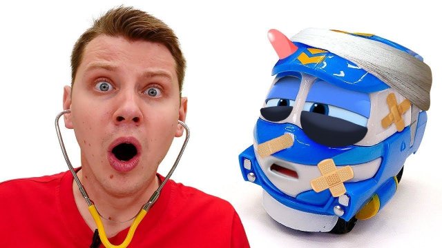 Веселая школа с Кириллом: Кею нужна скорая помощь! Видео для детей про машинки и Роботы Поезда