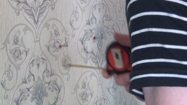 Как повесить телевизор на стену без покупного кронштейна.mp4