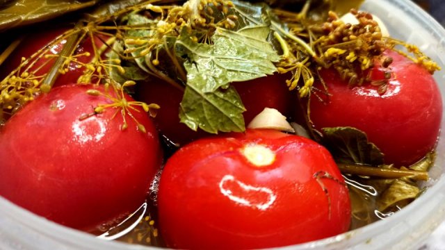 🍅ДЕЛАЙТЕ, ДЕЛАЙТЕ БОЛЬШЕ! Самые ВКУСНЫЕ ПОМИДОРЫ без уксуса на зиму! Помидоры квашеные, бочковые