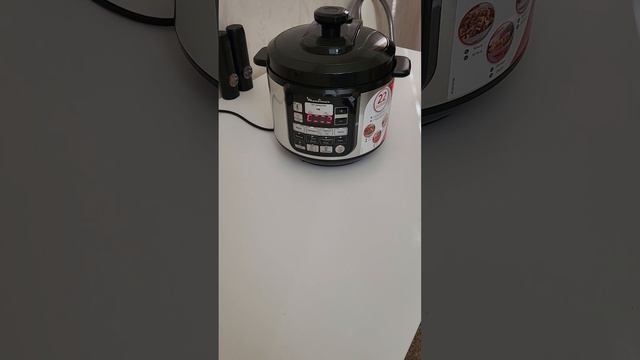 Мультиварка Moulinex CE620D32. Первая готовка на пару. Удобно-курица и гарнир за один процесс.